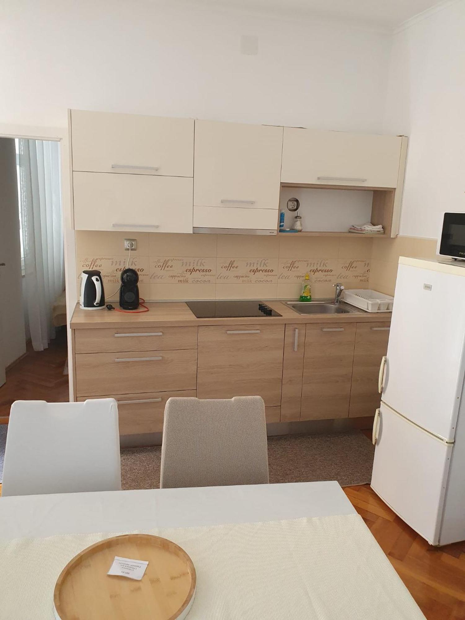 Apartment Sandra 2+2 *** Crikvenica Buitenkant foto